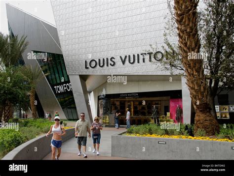outlet louis vuitton roermond